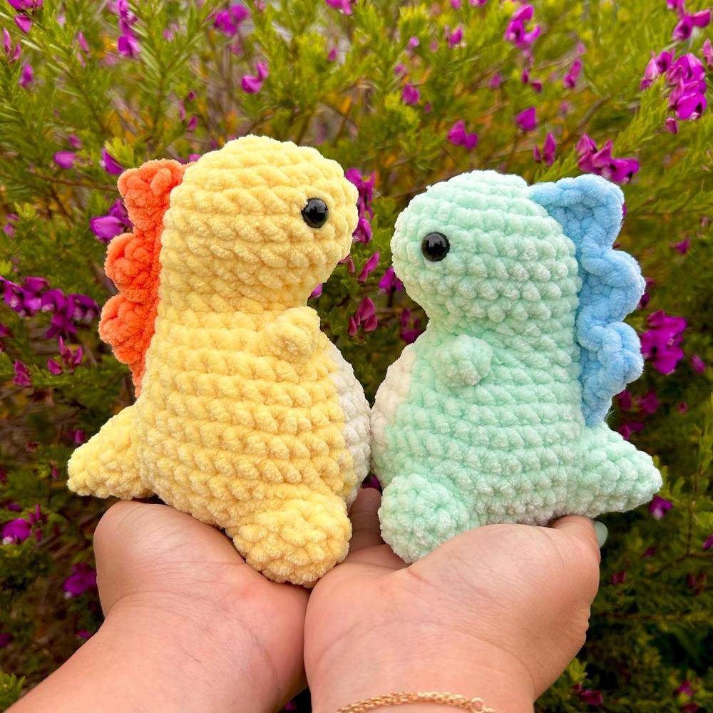 Amigurumi Dinosaurs Crochet Duo