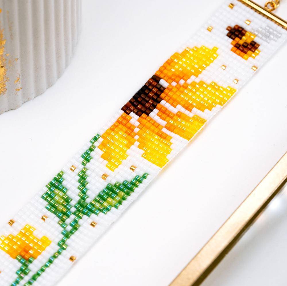Beaded Sunflower and Bee Bracelet