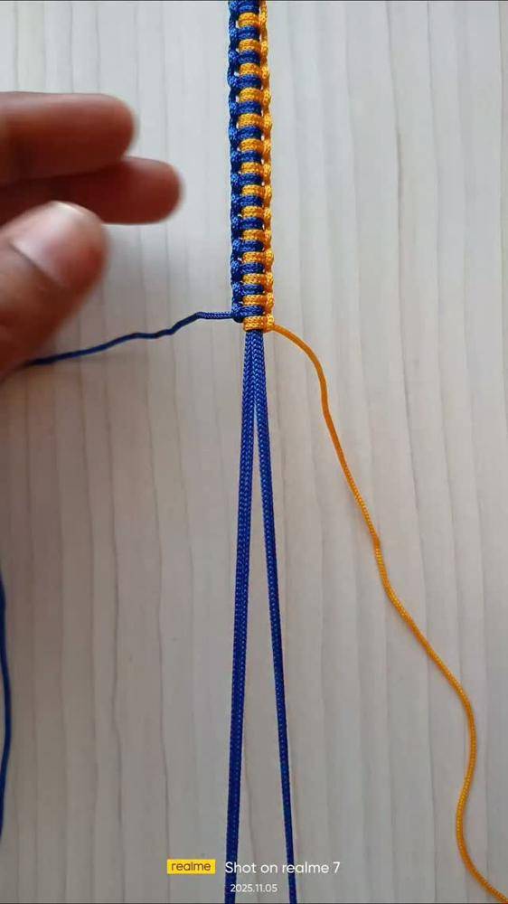 Classic Chevron Pattern Friendship Bracelet