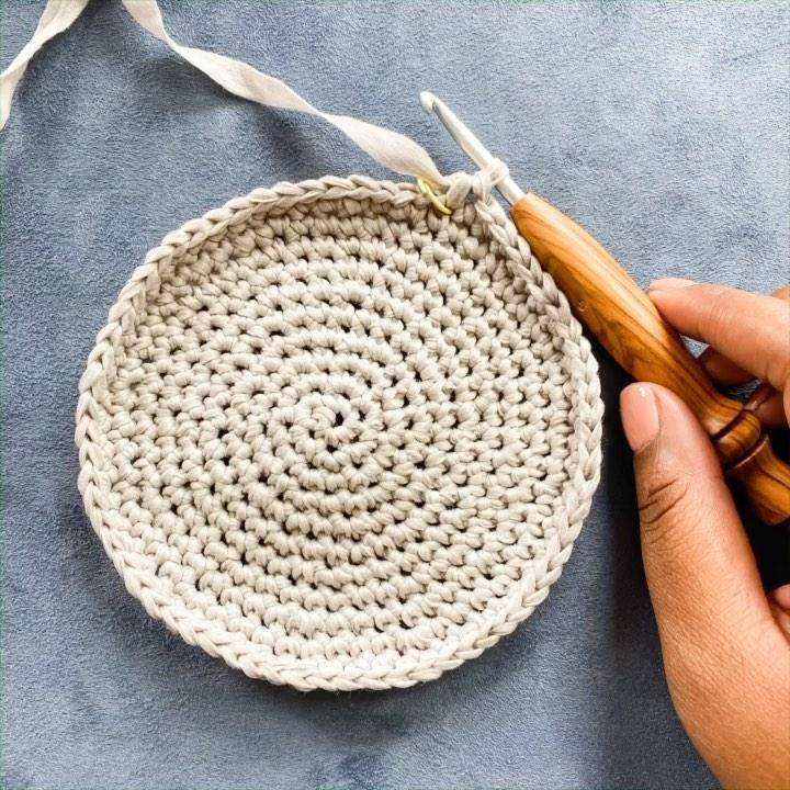 Classic Crochet Circle Project