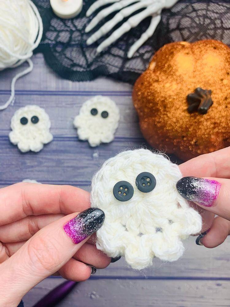 Crochet Spooky Ghost Halloween Appliques