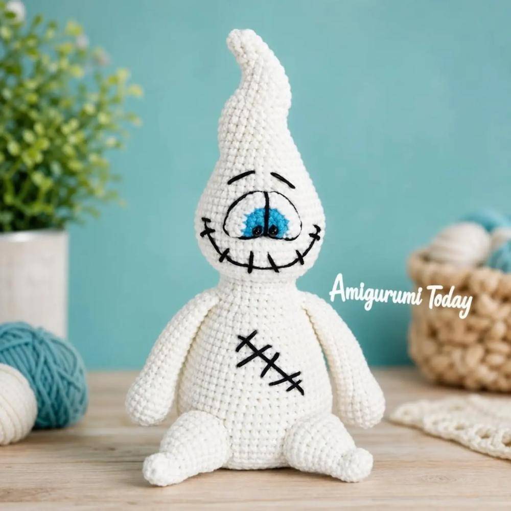 Cute Crochet Ghost Amigurumi