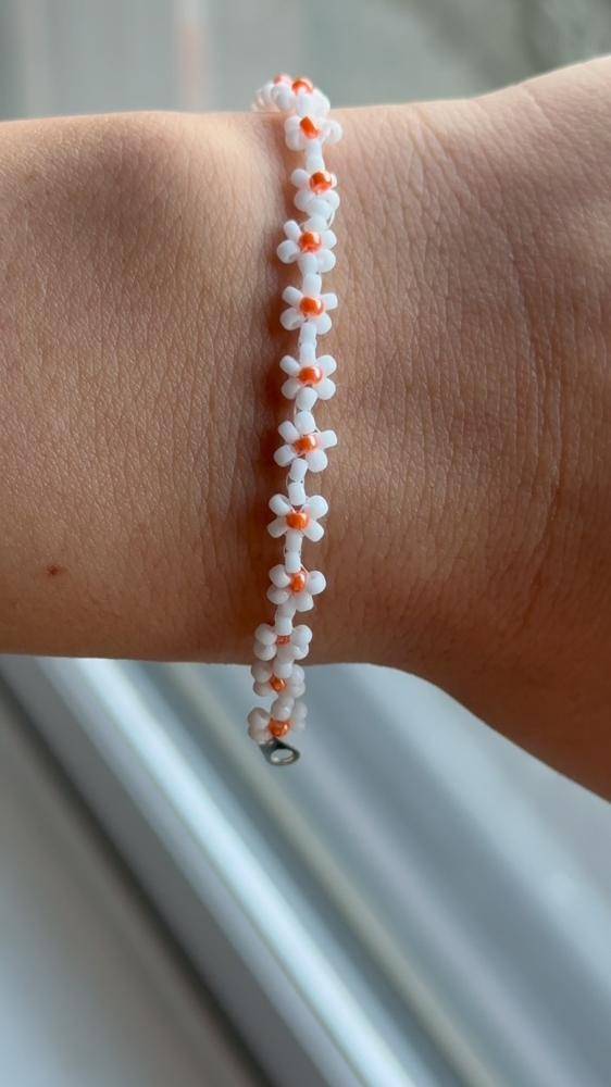 Daisy Chain Seed Bead Bracelet Craft
