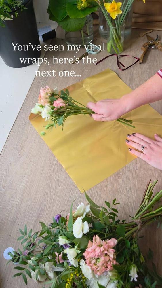 Elegant Gold Paper Flower Bouquet Wrap