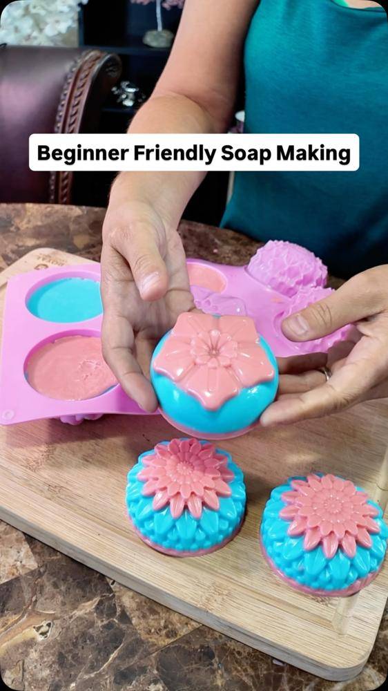 Floral Two-Tone Melt and Pour Soap Craft