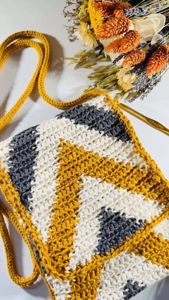 Geometric Stripe Crochet Crossbody Bag