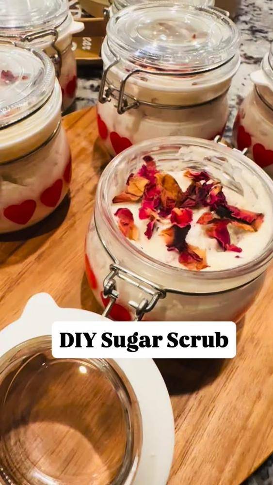 Lovely DIY Sugar Scrub Jars with Rose Petals