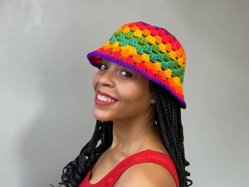 Rainbow Granny Square Bucket Hat Crochet Pattern