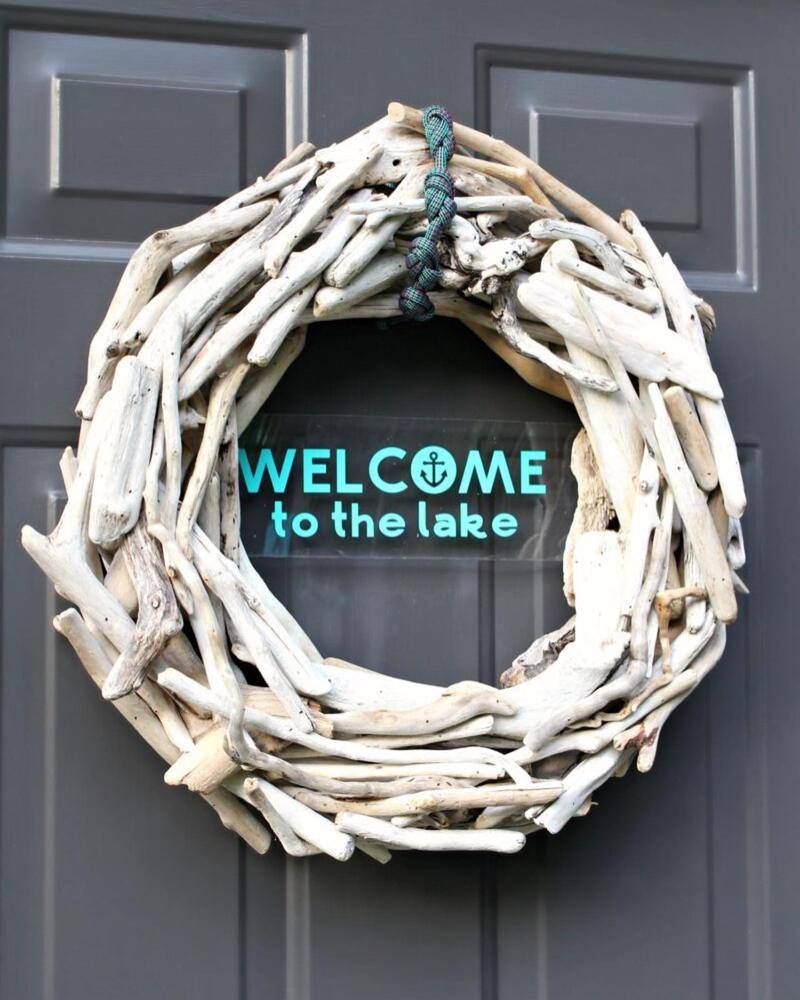 Rustic Driftwood Wreath with Nautical Welcome Sign