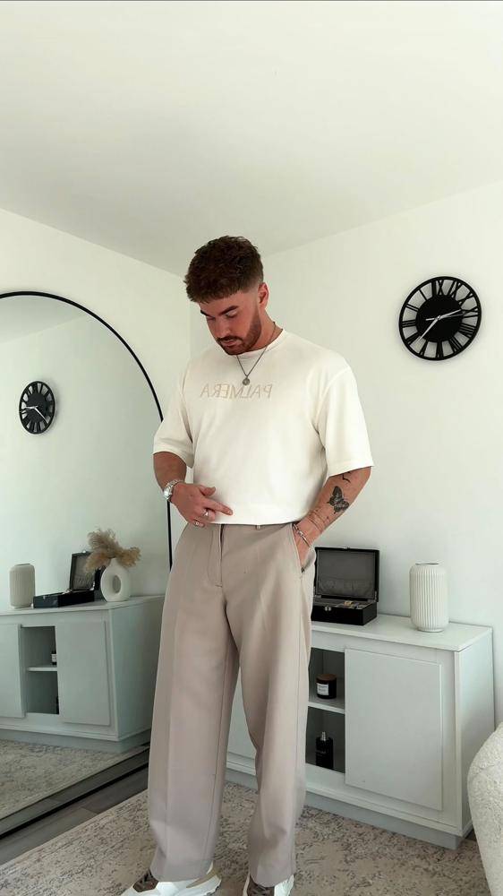 Simple T-Shirt Cropping and Hem Finishing