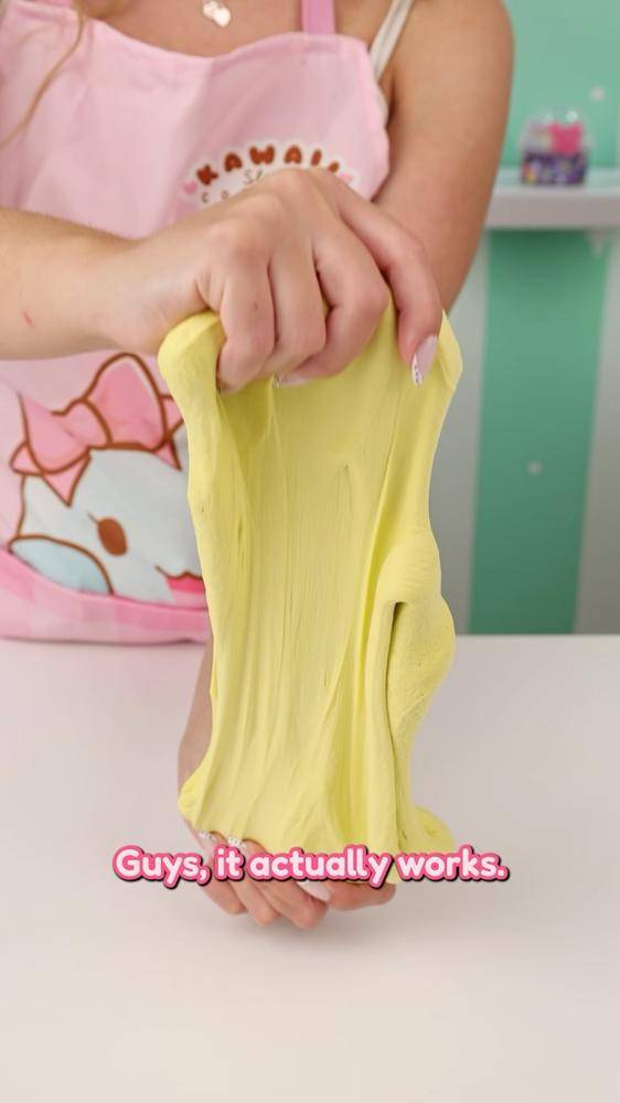 Super Stretchy & Non-Sticky Yellow Slime Tutorial