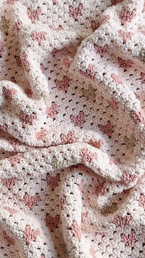 Sweet Heart Motif Crochet Baby Blanket